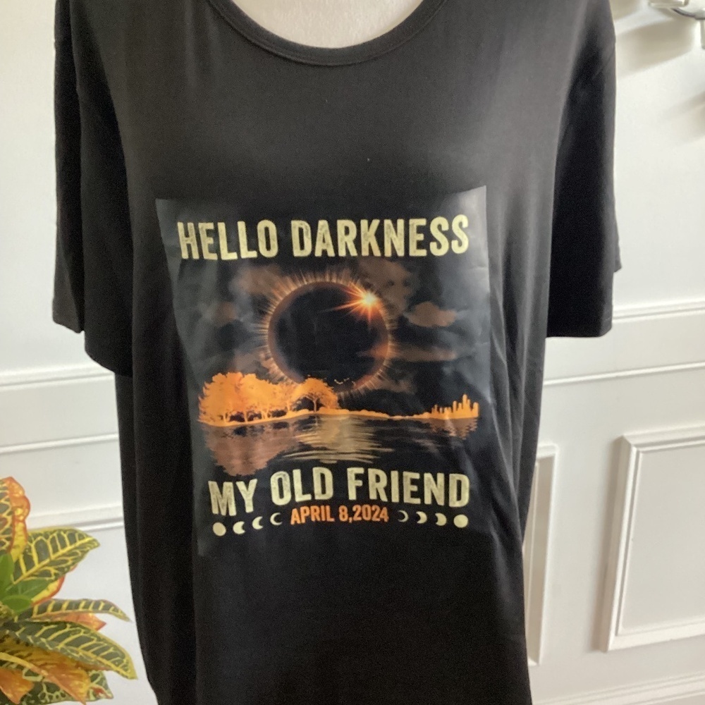 SOLAR ECIPSEnT- SHIRT ( Size: X- Large)